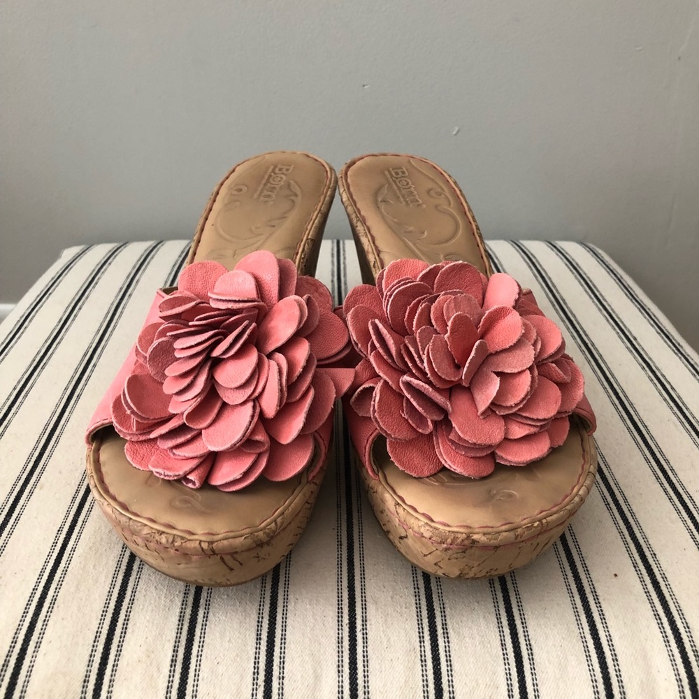 Eddie Bauer Born Pink Floral Wedges